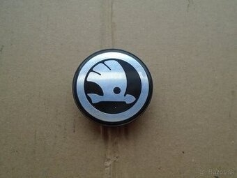Skoda favorit/forman Solitaire kúpim puklicky