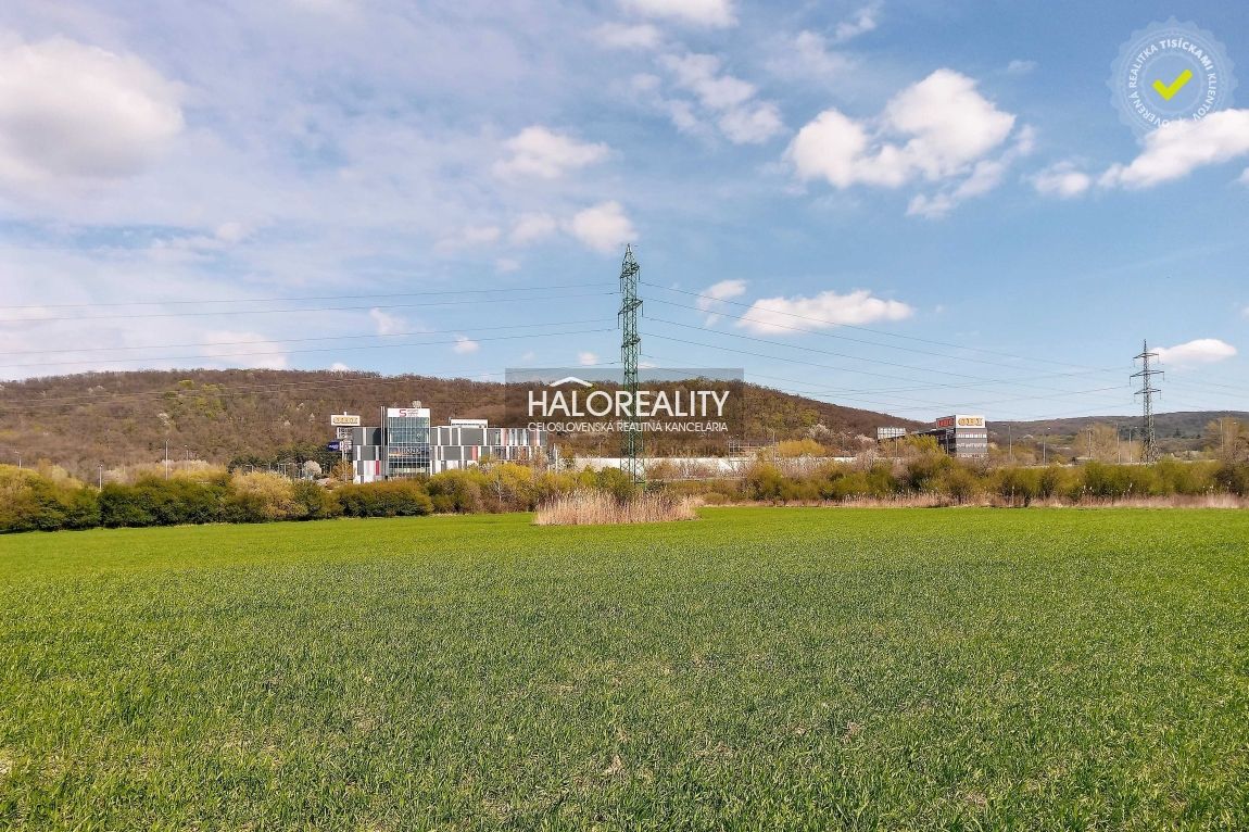 HALO reality - Predaj, záhradný pozemok 5755 m2 Bratislava