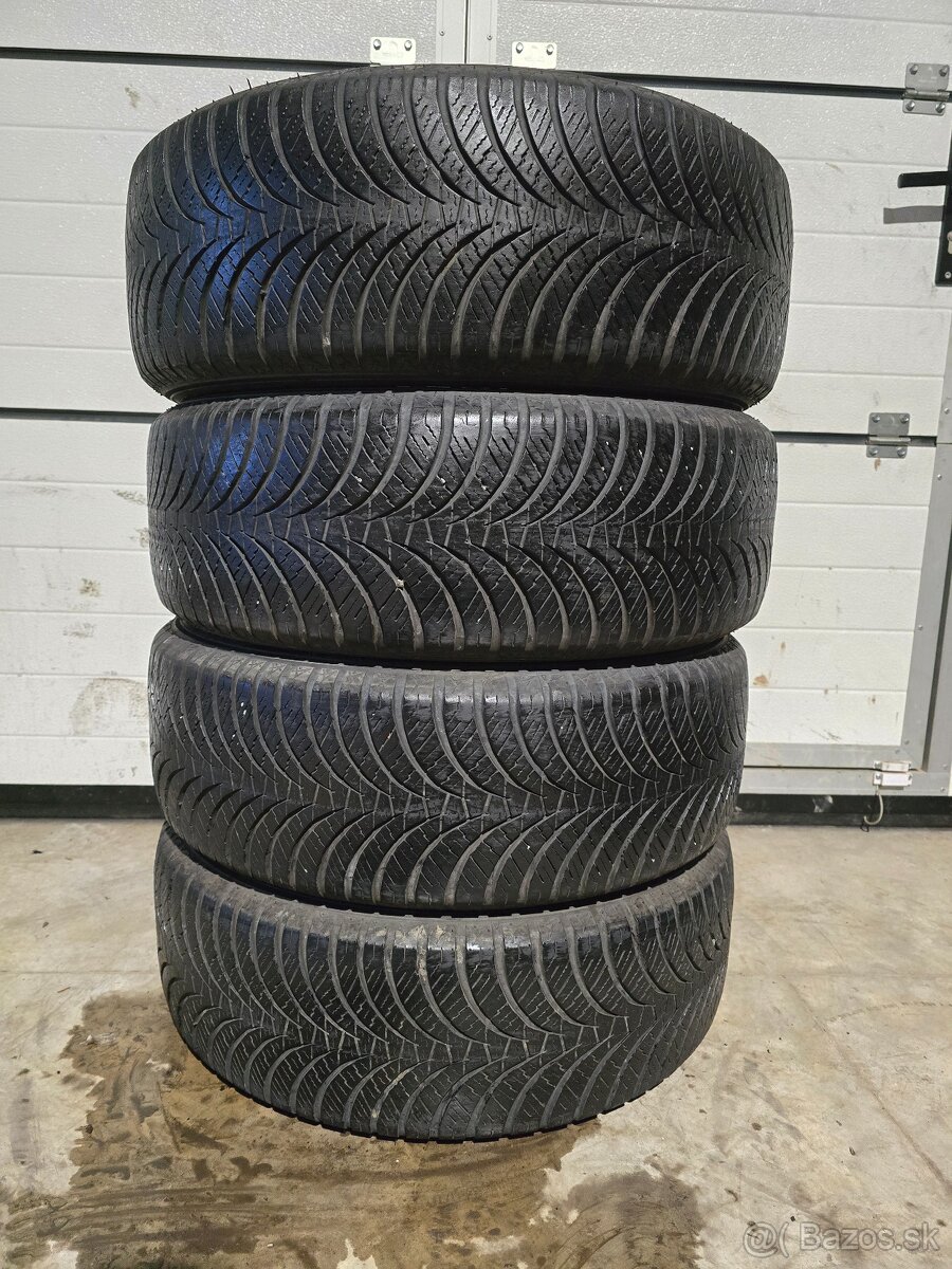 Celoročné Pneu Falken 215/60 R16