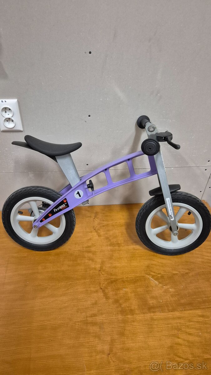 Odrážadlo Firstbike