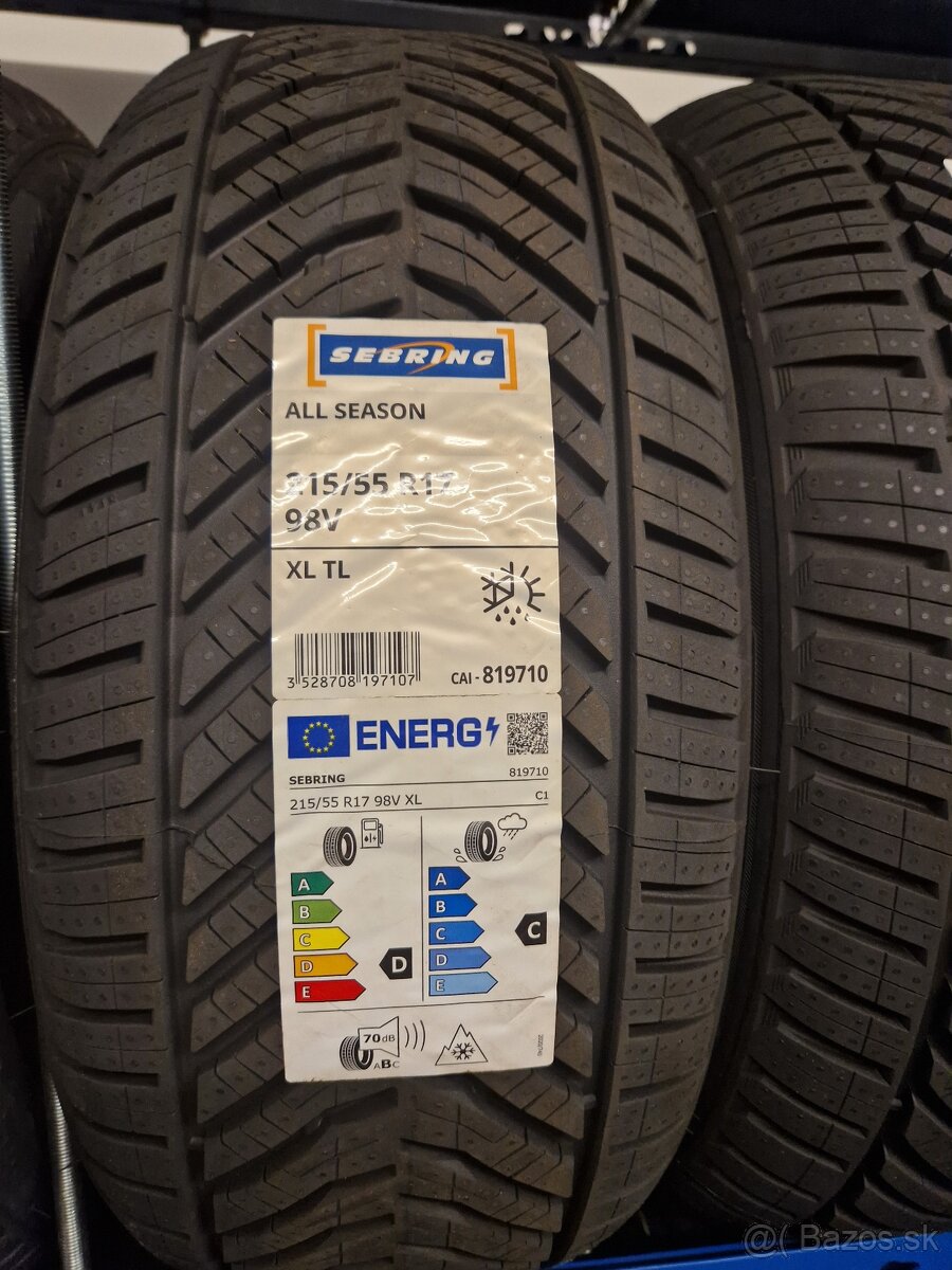 215/55R17 celoročne