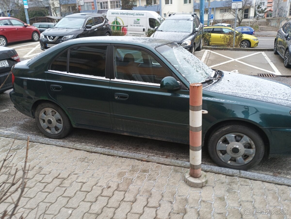 Hyundai accent 1.3 2004