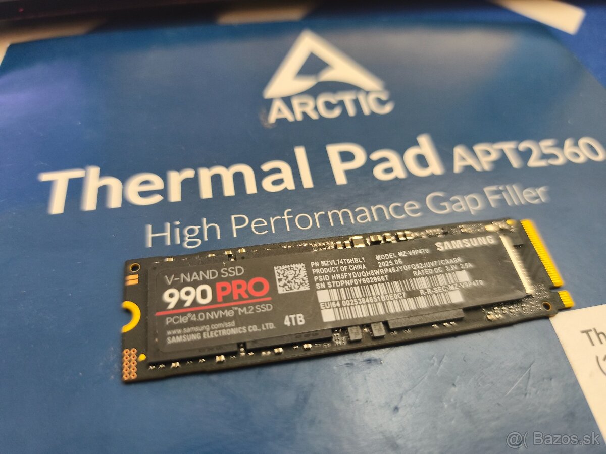 Samsung 990 PRO M.2 SSD 4TB