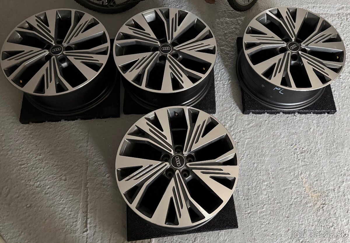 Zlava Q4 etron uplne nove 19 palcove disky