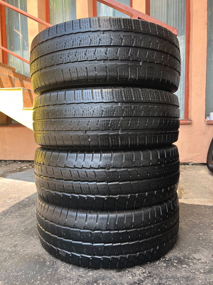 235/65 R16C zimné pneumatiky - 4 kusy