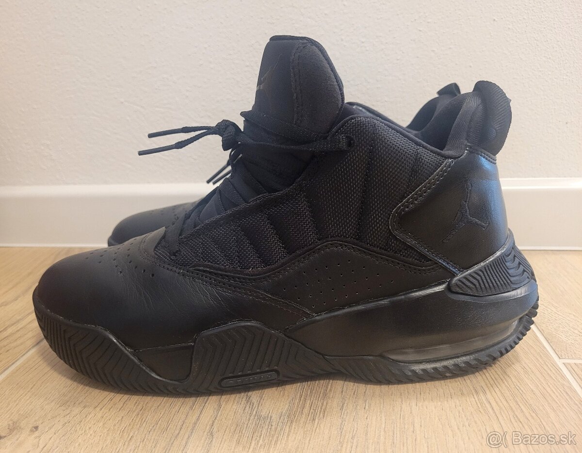 Jordan Stay Loyal