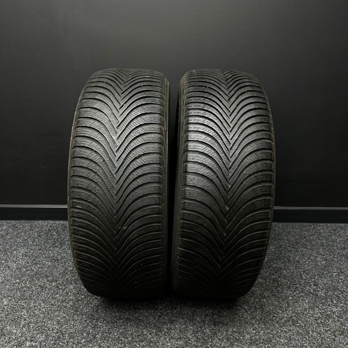 2ks pneu Mechelin 225/55/17 97H