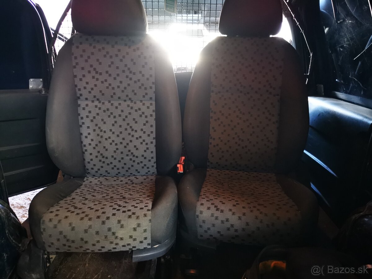Sedačky Škoda Praktik, Fabia 2