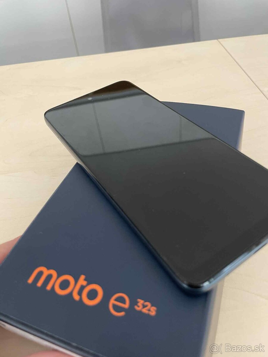 📱 Motorola E32s – TOP stav, minimálne používaný