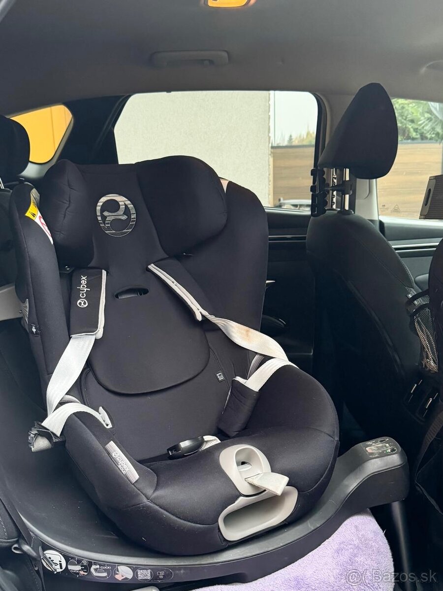 Cybex Sirona S