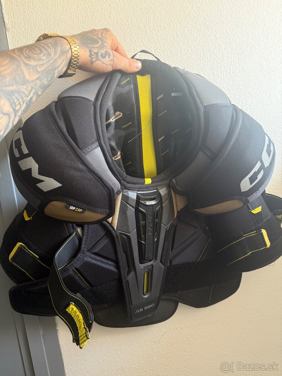 Hokejová vesta CCM +holene bauer vapor2x