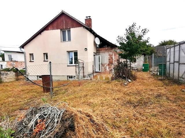 NA PREDAJ 1-IZBOVÝ RD V KOŠECI S VÝMEROU POZEMKU 349 M2