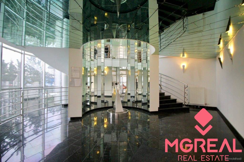 Prenájom kancelárskych a skladových priestorov pri Zlatých p