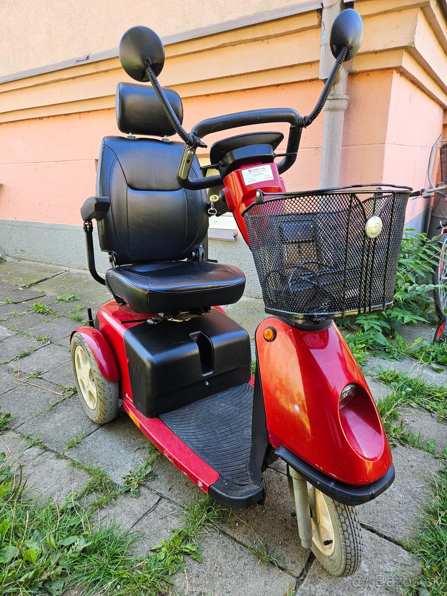 ELEKTRO TROJKOLKA invalidný vozík