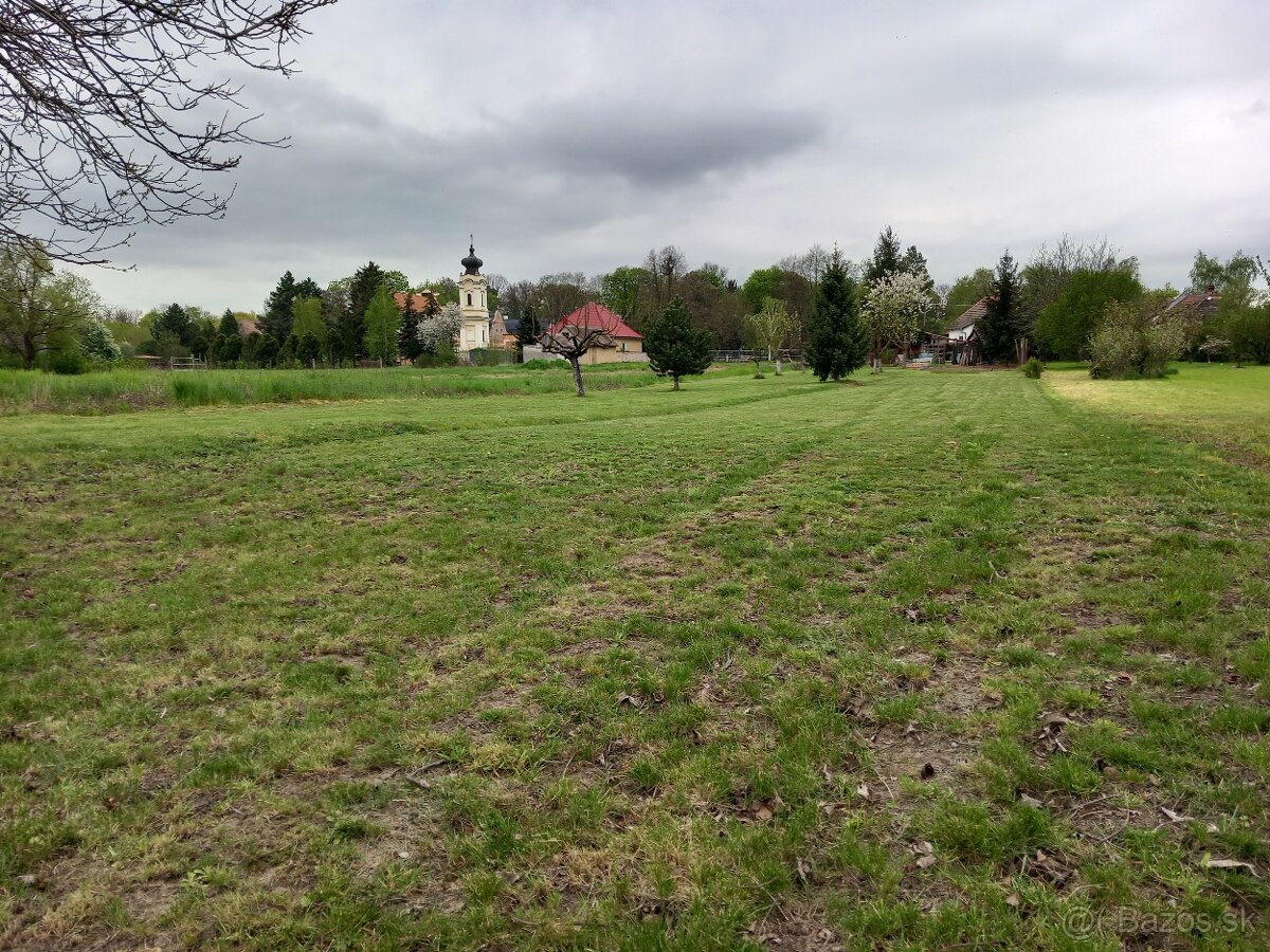 Pozemok/zahrada 1000m2