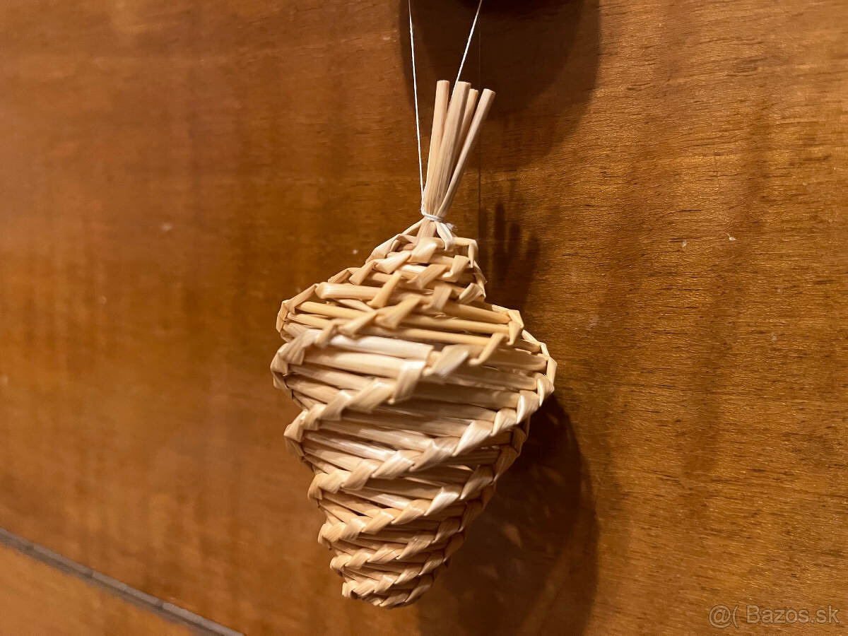 Vianočné slamené ozdoby