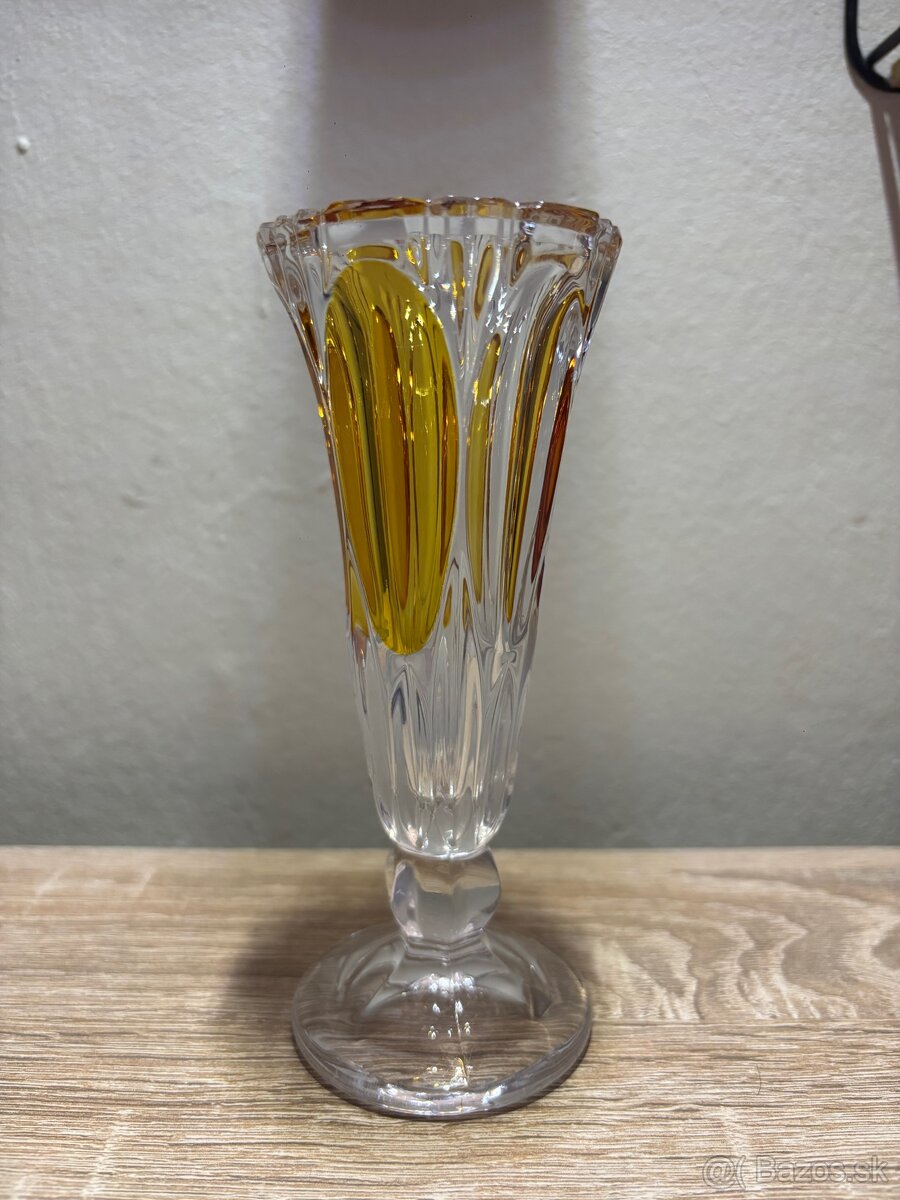 Vintage bohémska krištáľova váza