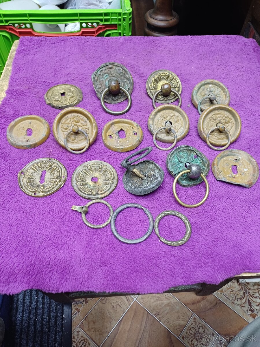 Predám starozitne kovanie