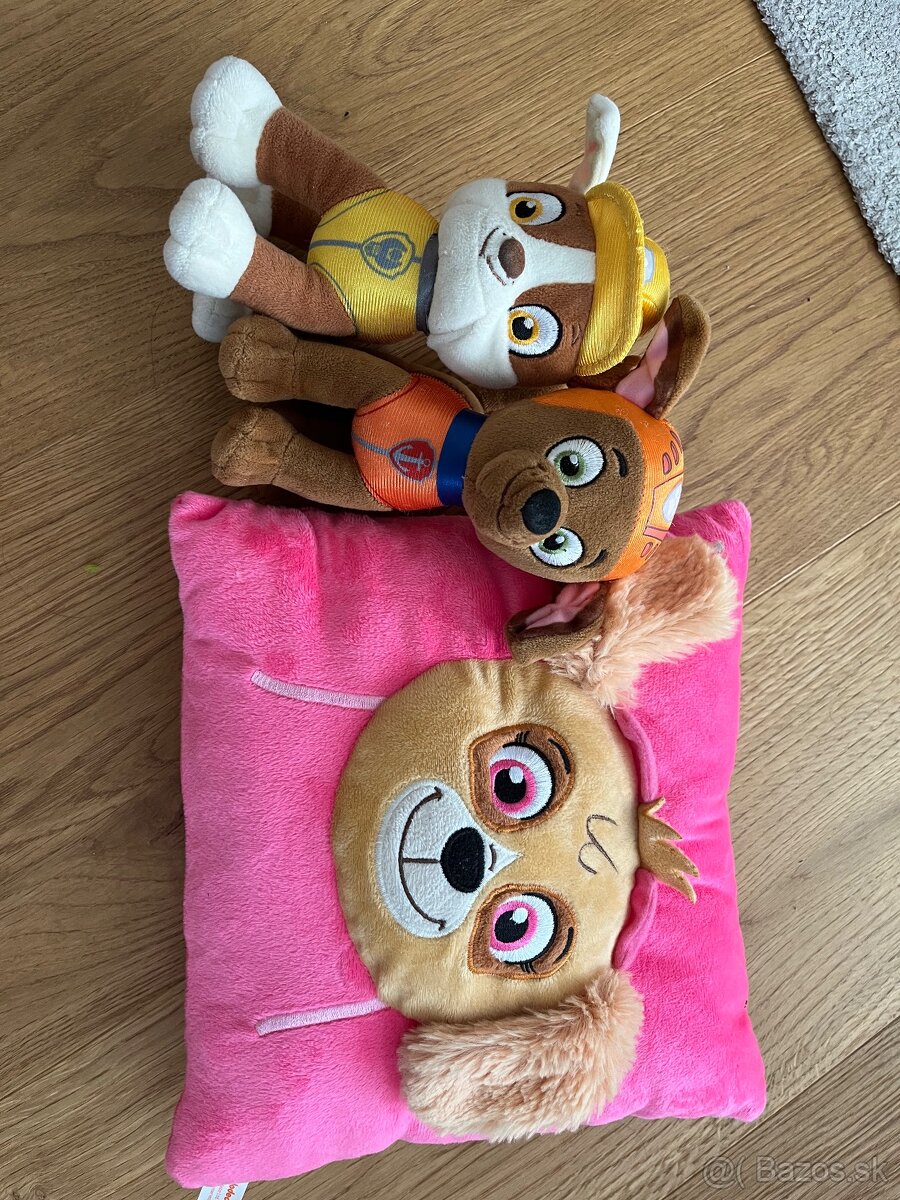 Vankusik a postavicky z lapkovej patroly