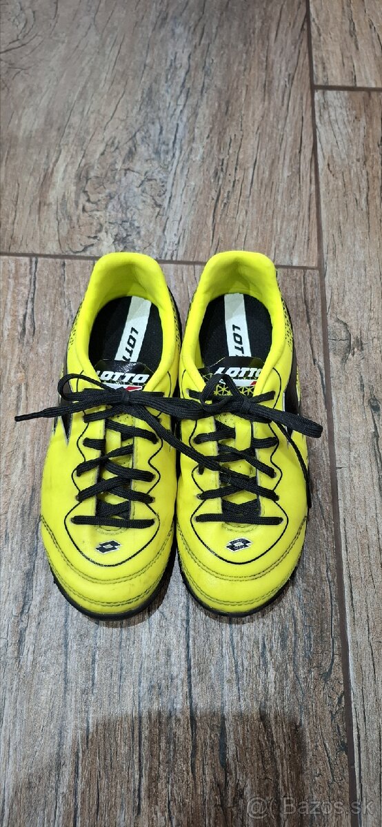 Detská športová obuv v 31