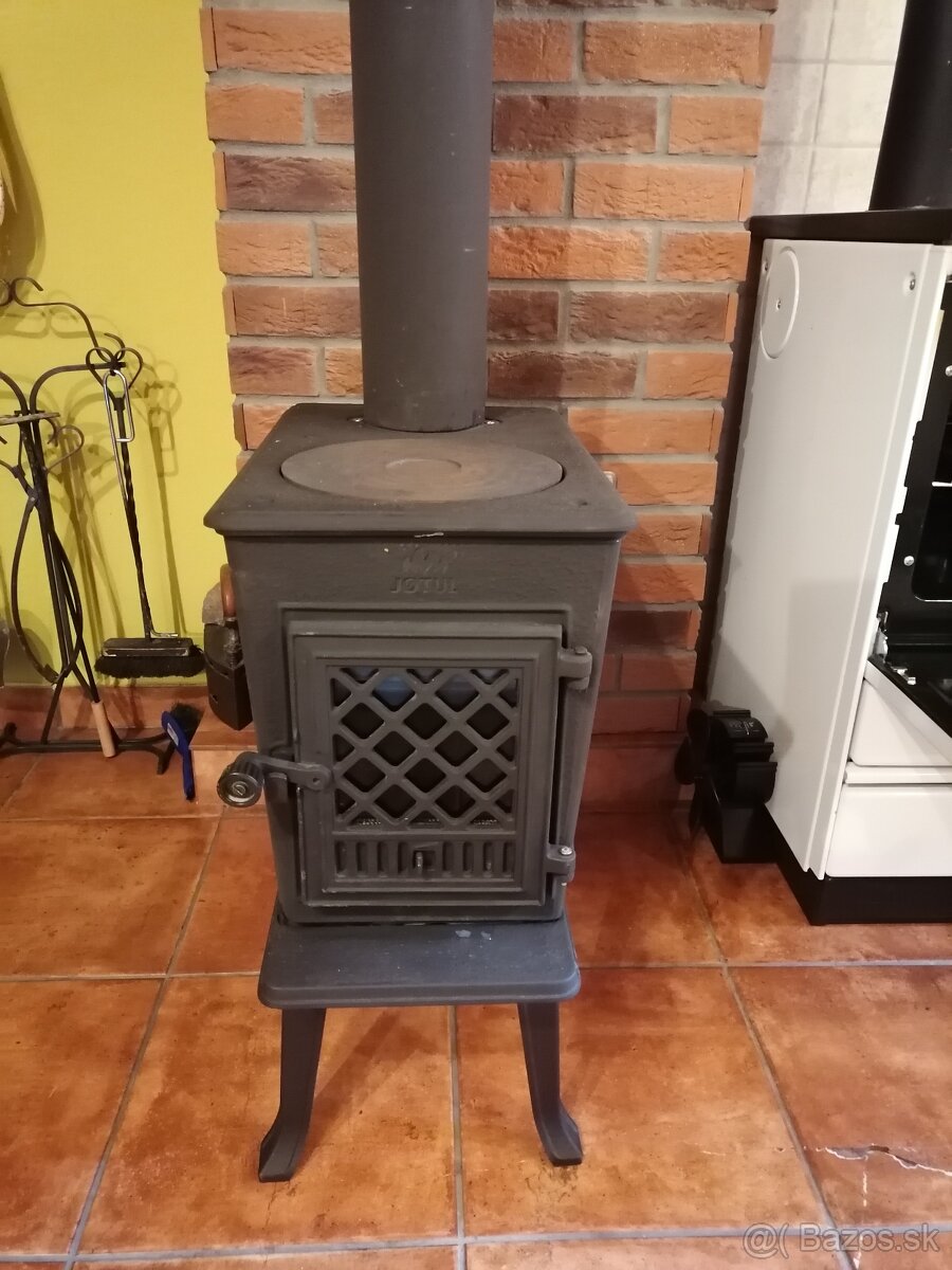 Predám liatinové kachle Jotul