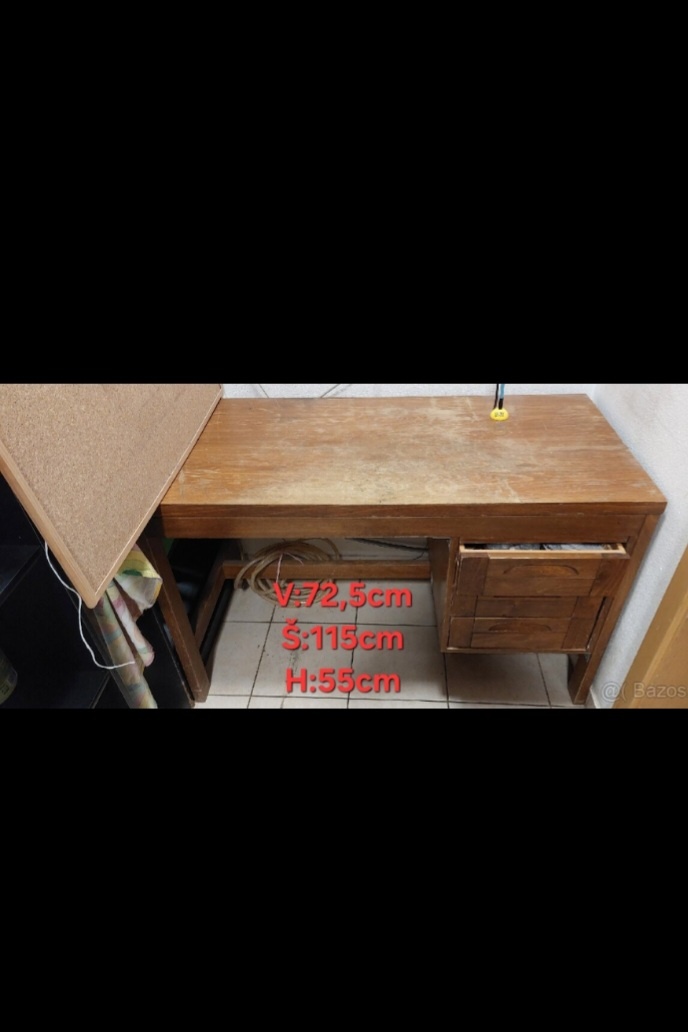 Písací stôl drevený