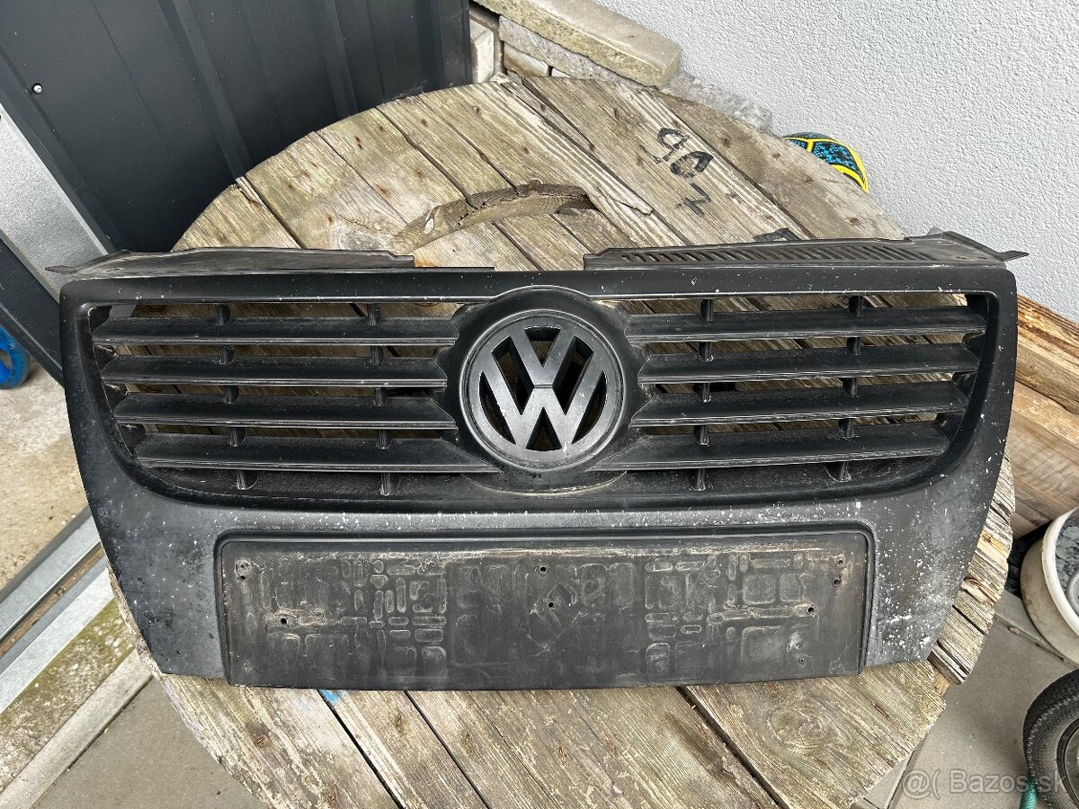 passat b6 predna maska