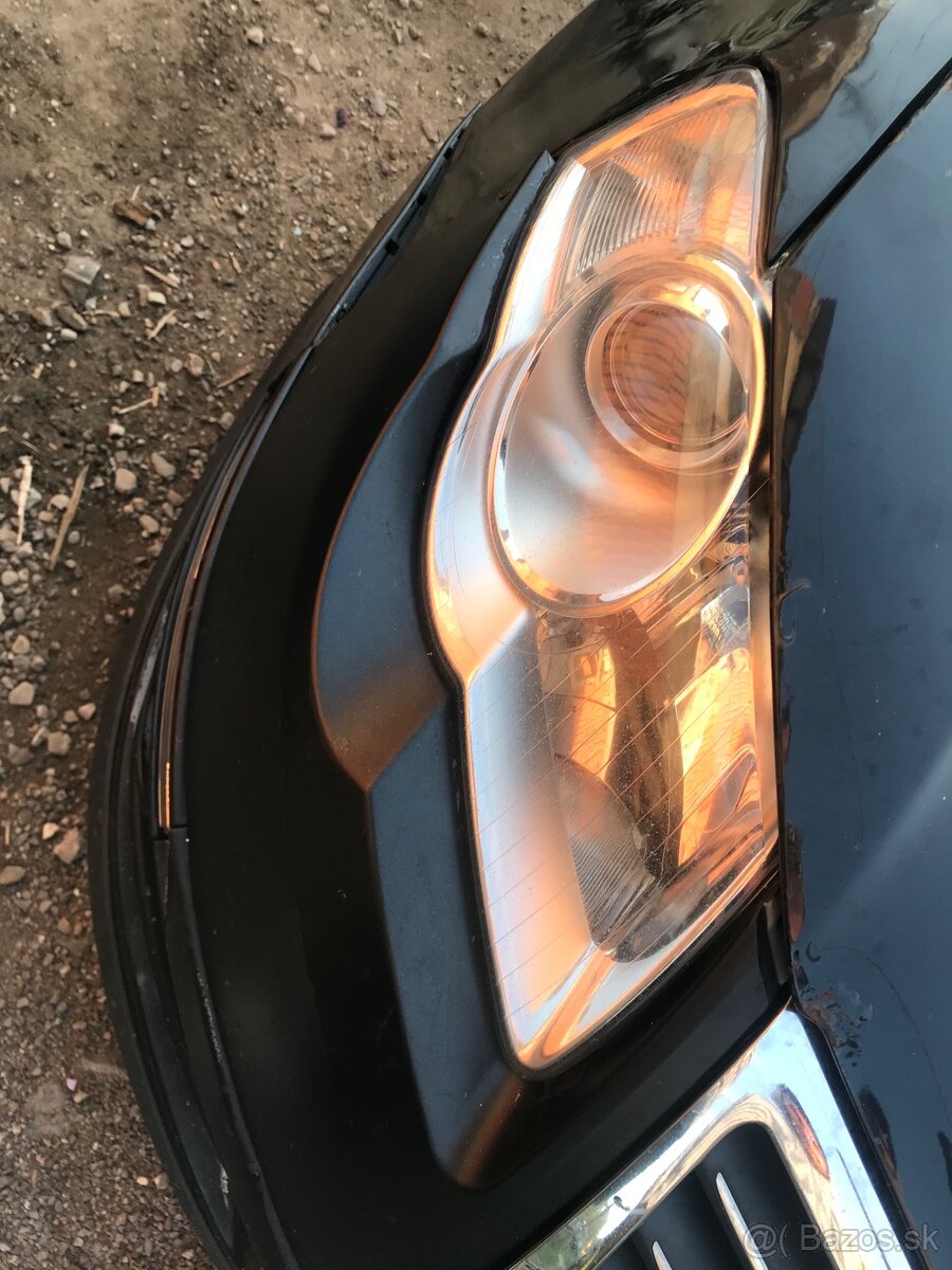 Svetla predné Passat b6 2.0tdi 125kw rok 2005