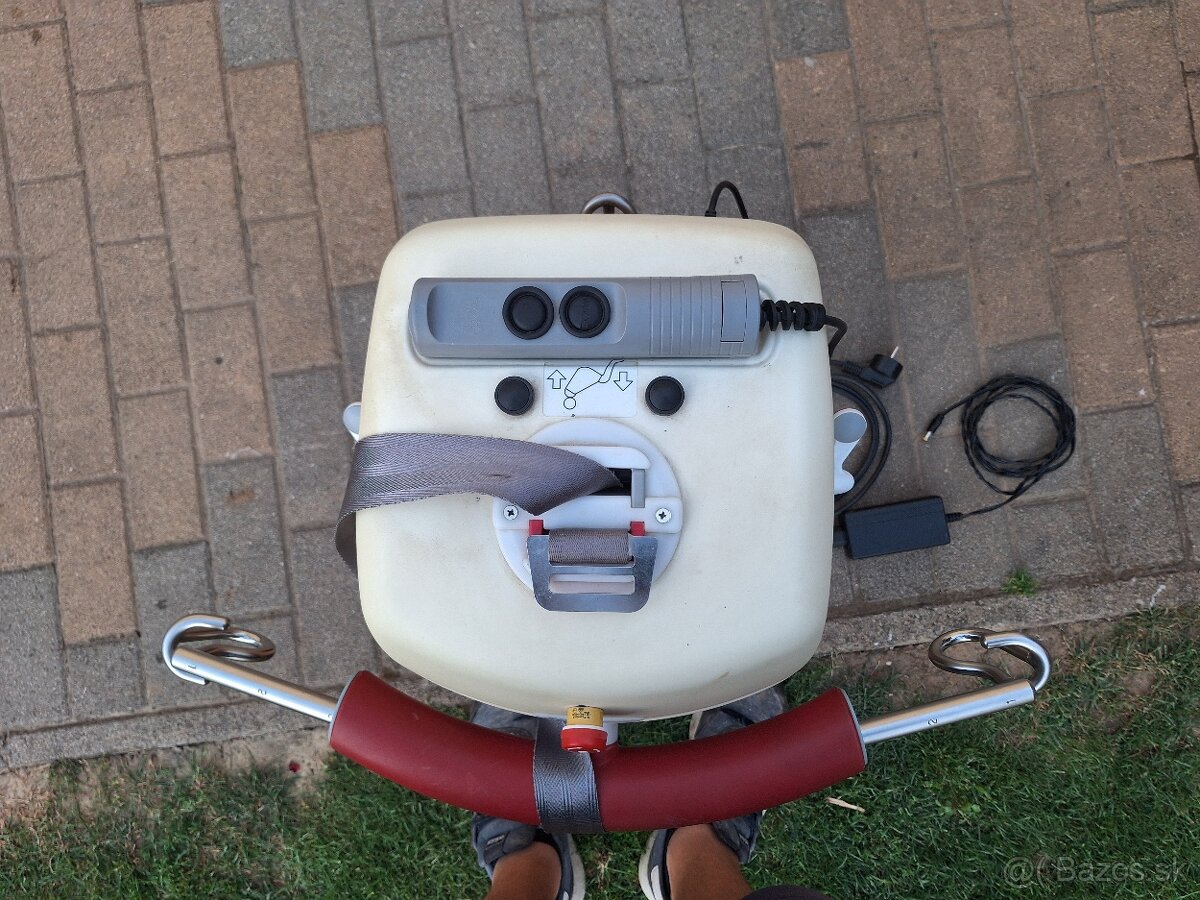 Stropný zdvihák human care