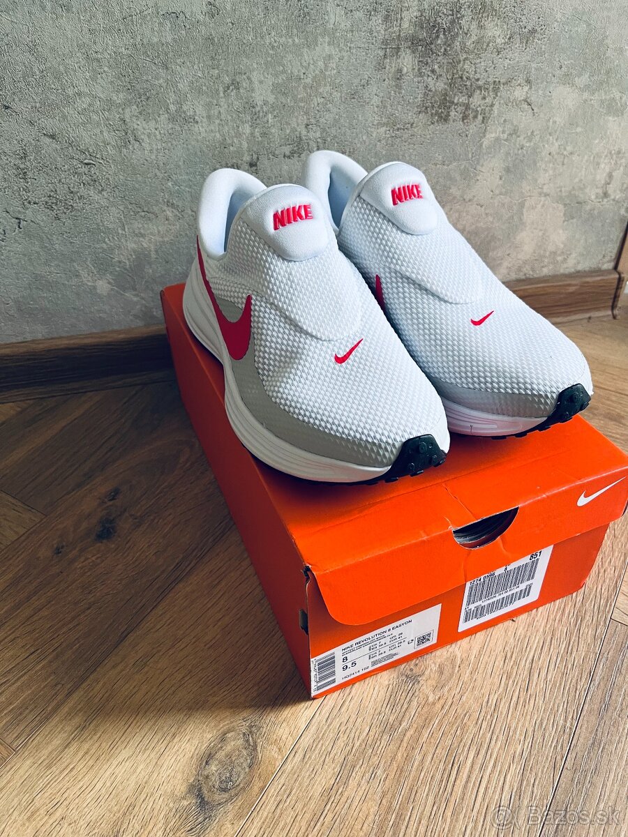 Nike revolution 8 easyon