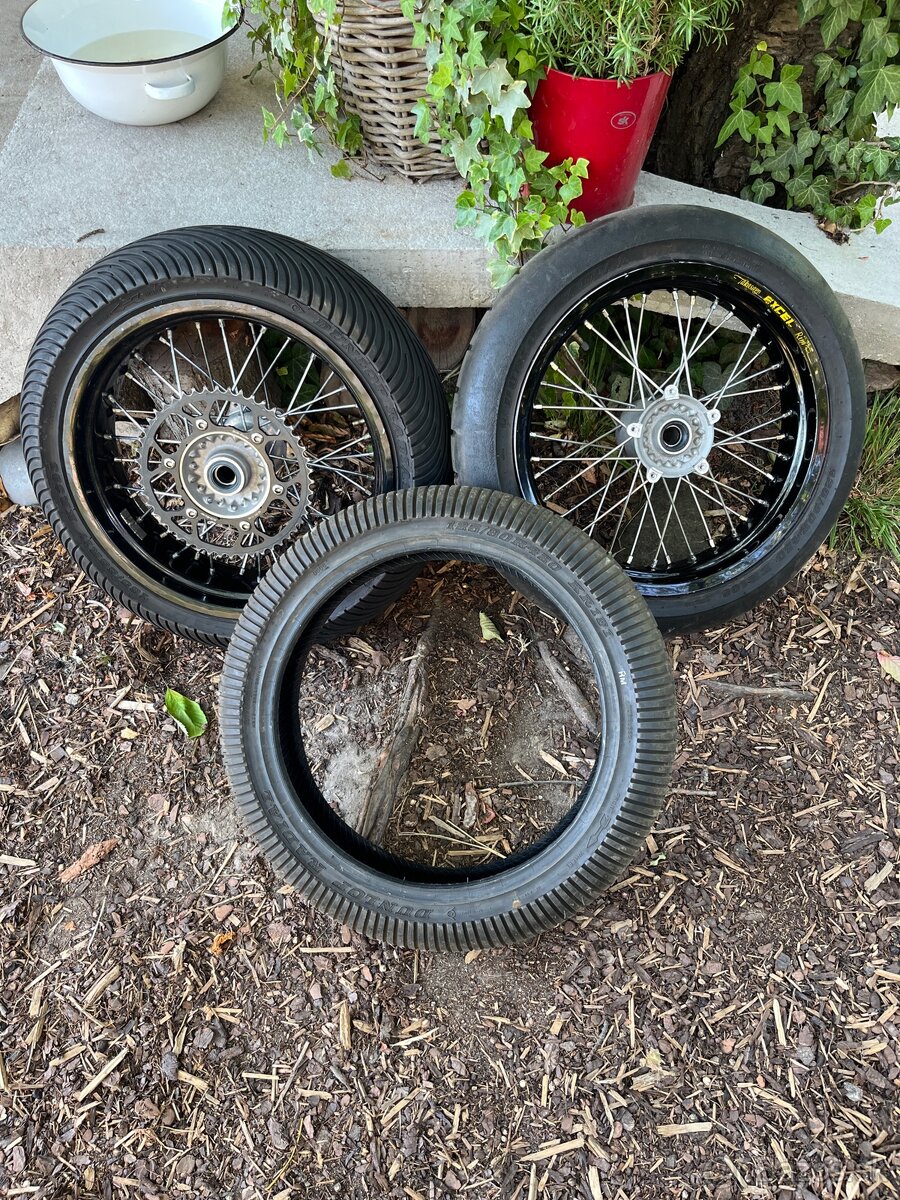 Predám supermoto kolesa