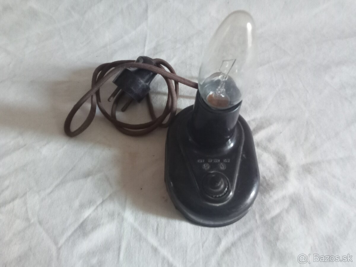 Bakelitova lampa