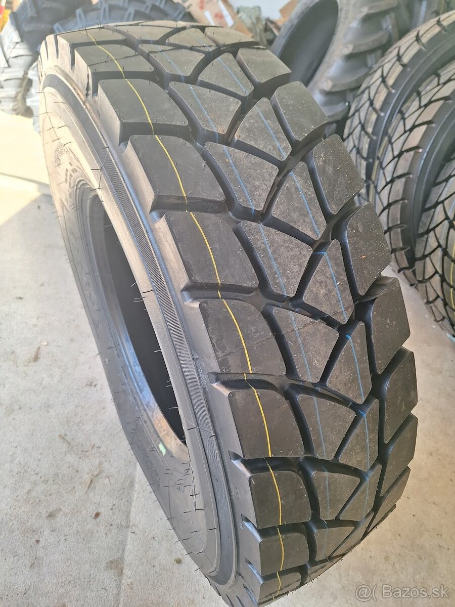 Pneu. 315/80 R22.5 HF768 Agate