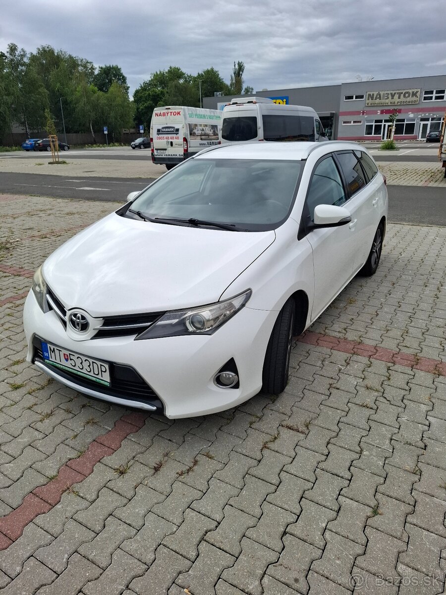 Toyota auris 1.4 Diesel 2014