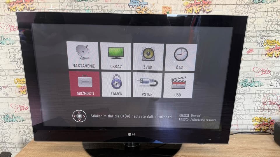 LG 42PQ6000