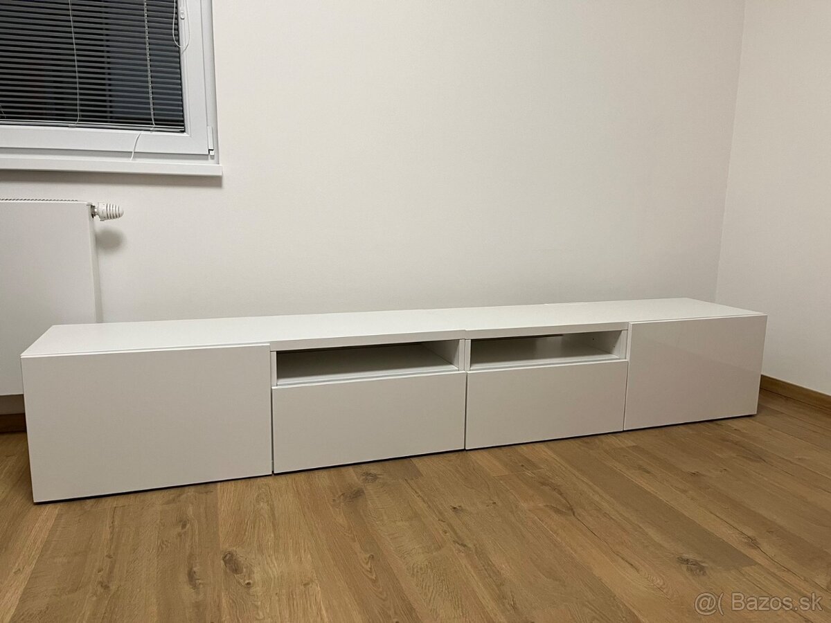 TV stolík