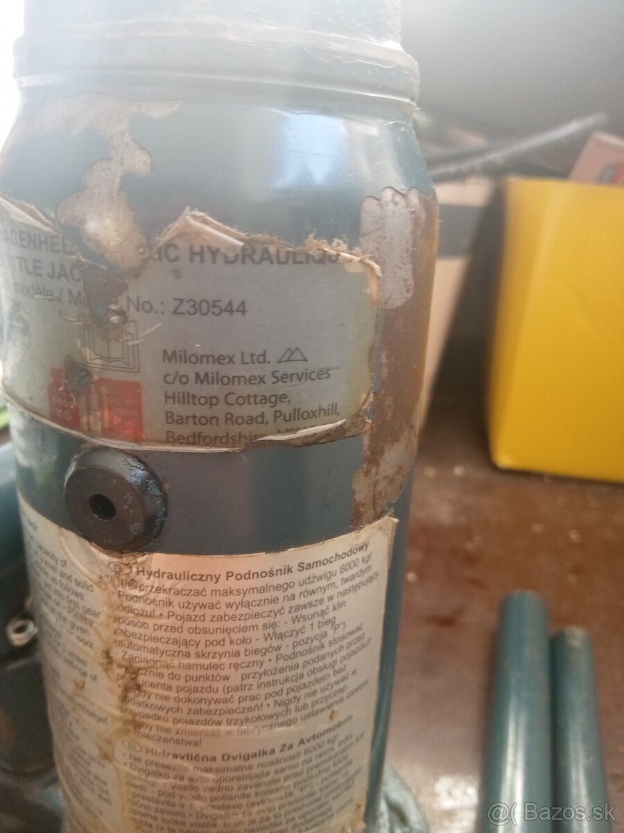 Hydraulický zdvihák