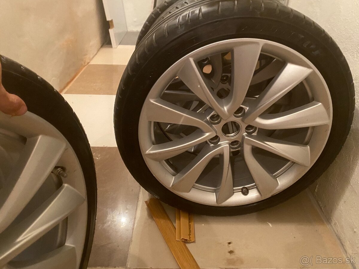 TESLA 3/Y - 19" ORIGINÁLNE HLINÍKOVÉ DISKY