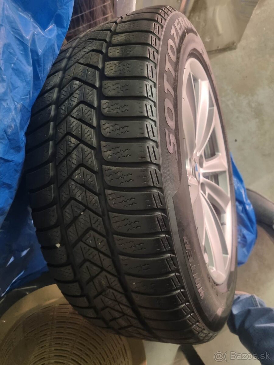 Zimné pneumatiky na diskoch