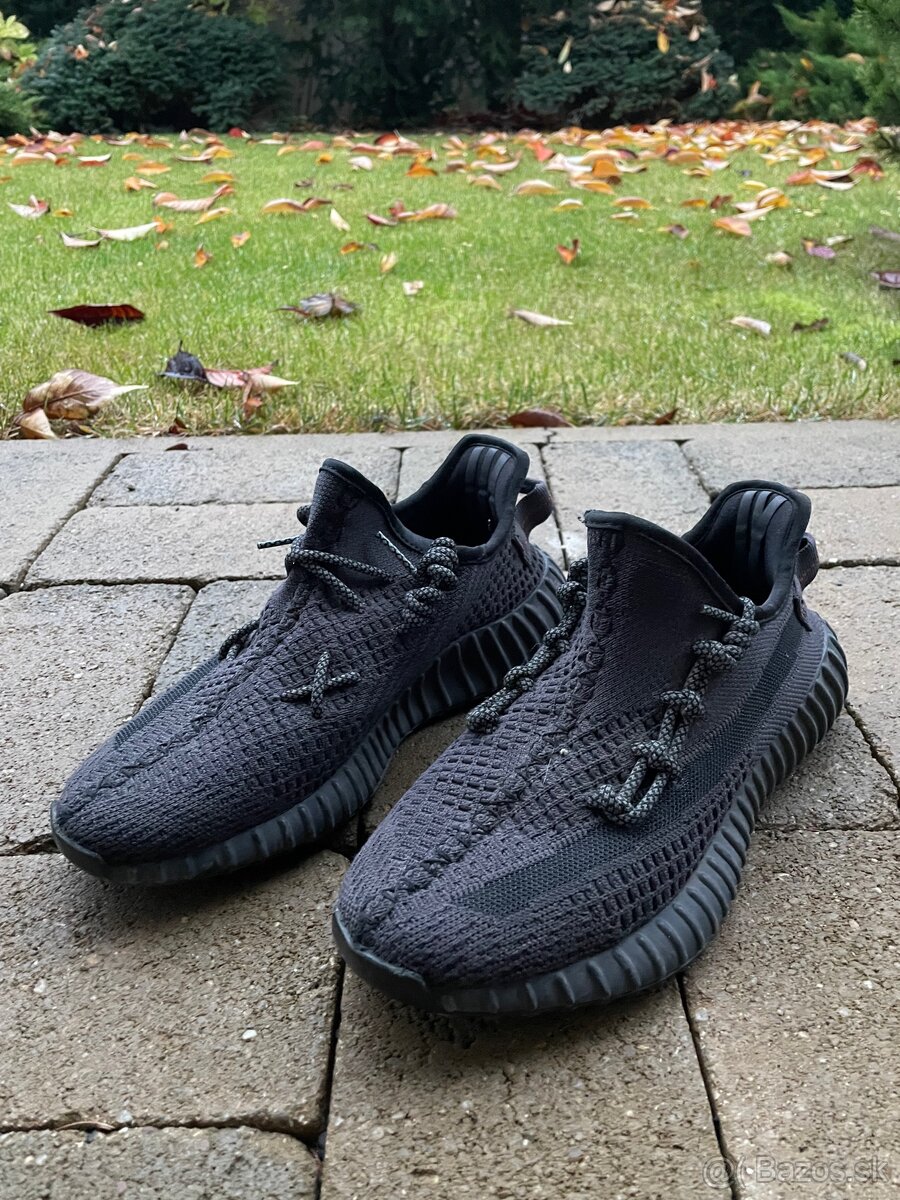 Adidas Yeezy Boost 350 V2 Black