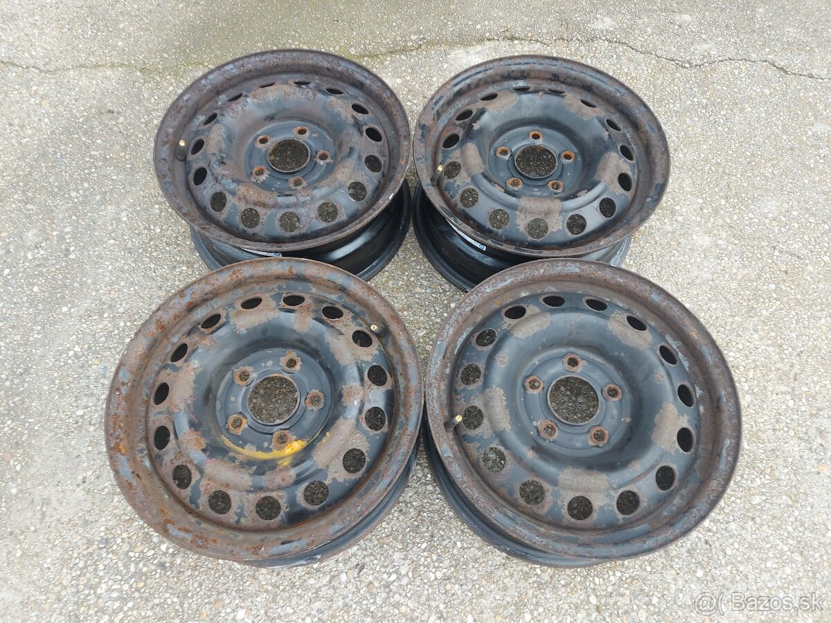 5x114,3R15 plechove disky KIA-HYUNDAI