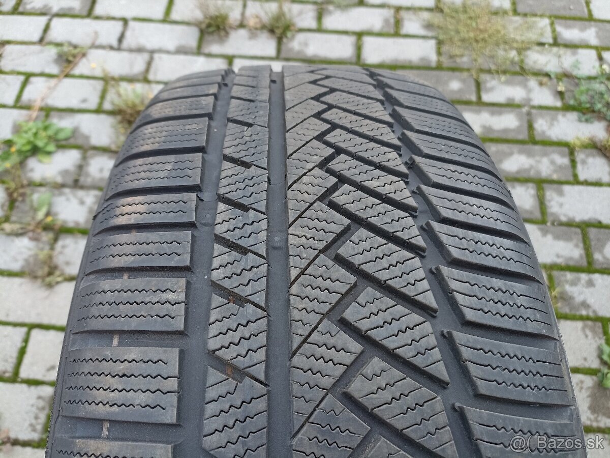 Zimné pneu Continental WinterContact TS850P 245/45 R19 XL