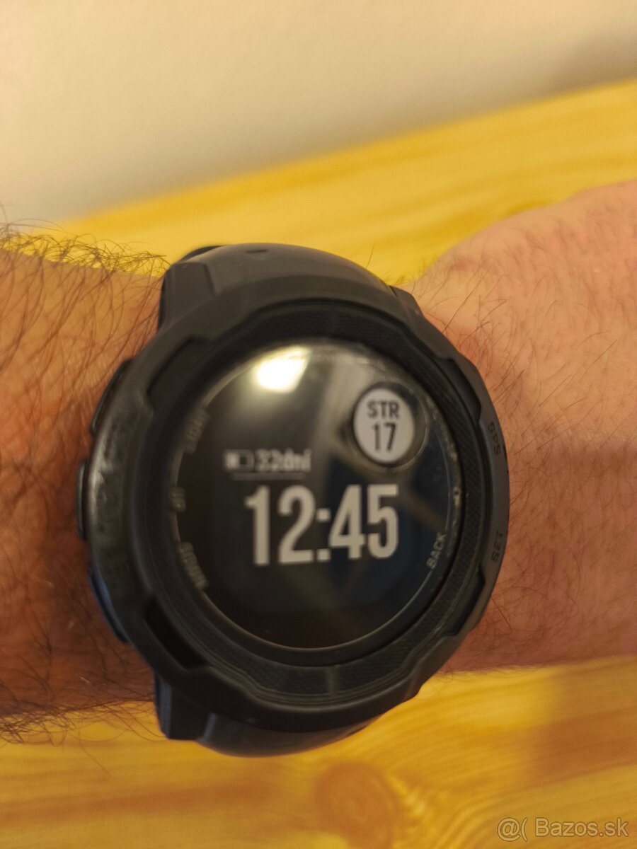 GARMIN INSTICT 2 black