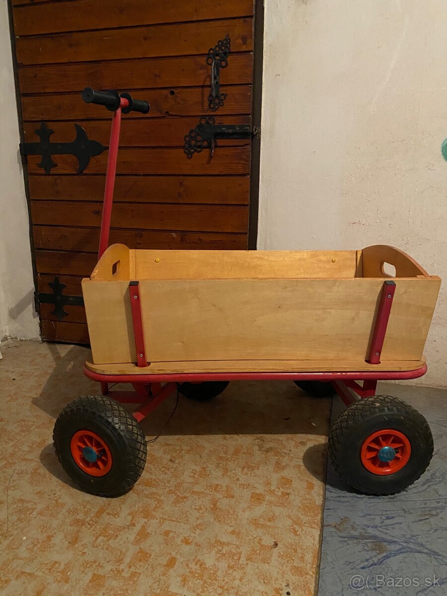 Detský vozík na hranie