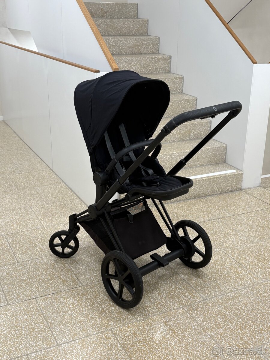 Elektrický kočík CYBEX e-Priam, 3-kombi, čierny