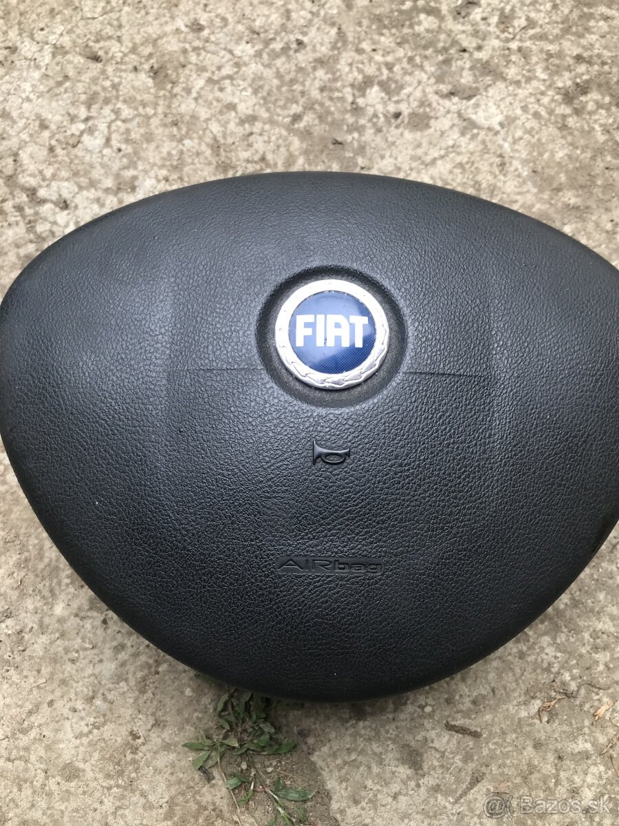 Fiat Punto airbagy
