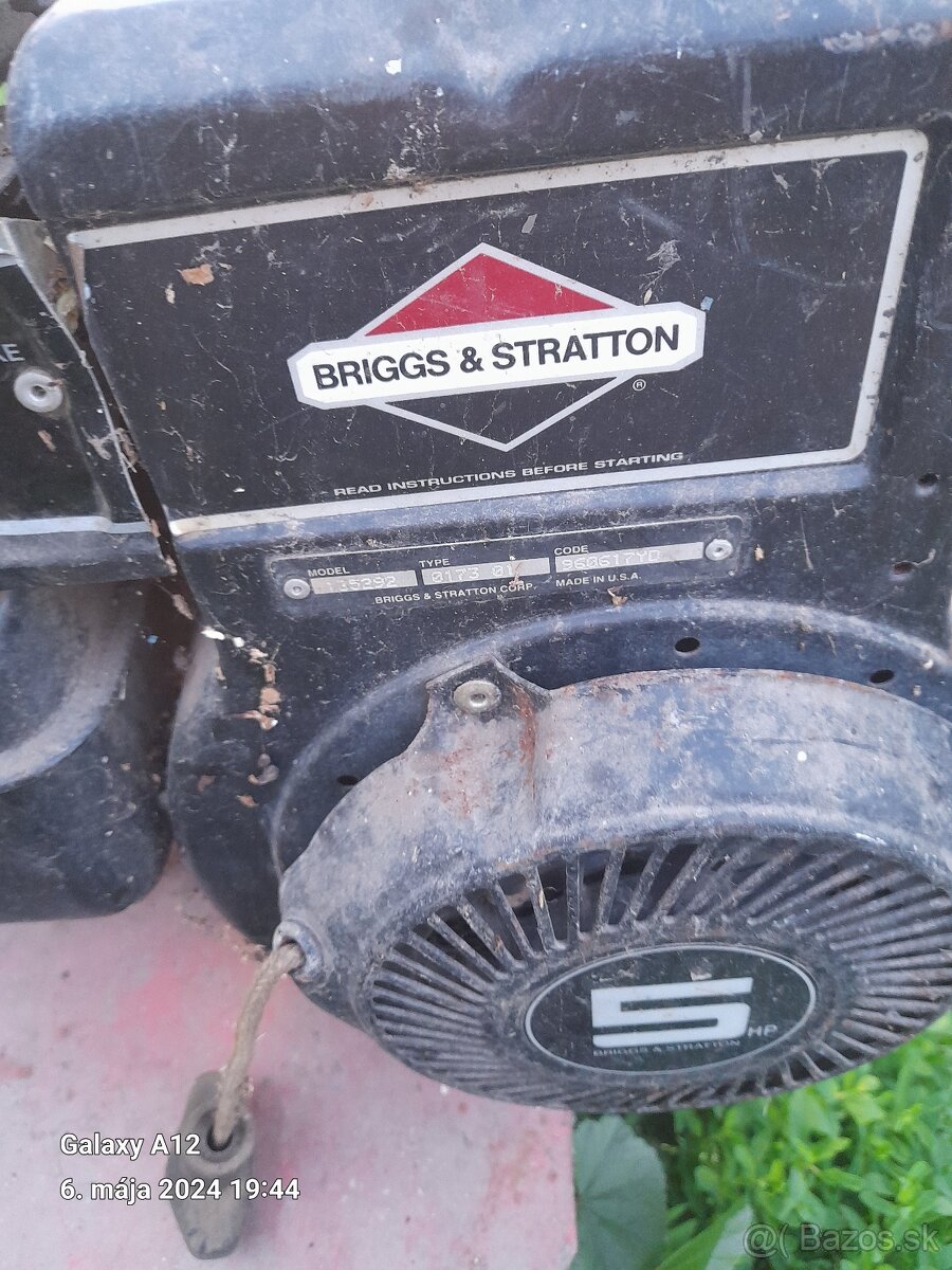 Malotraktor Briggs &Straton na opravu