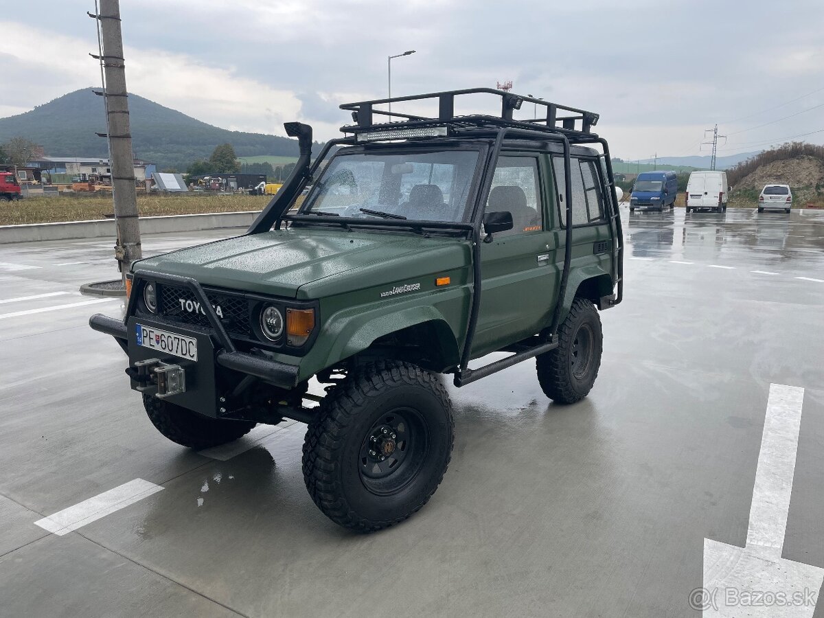 Toyota lj 70 2.4