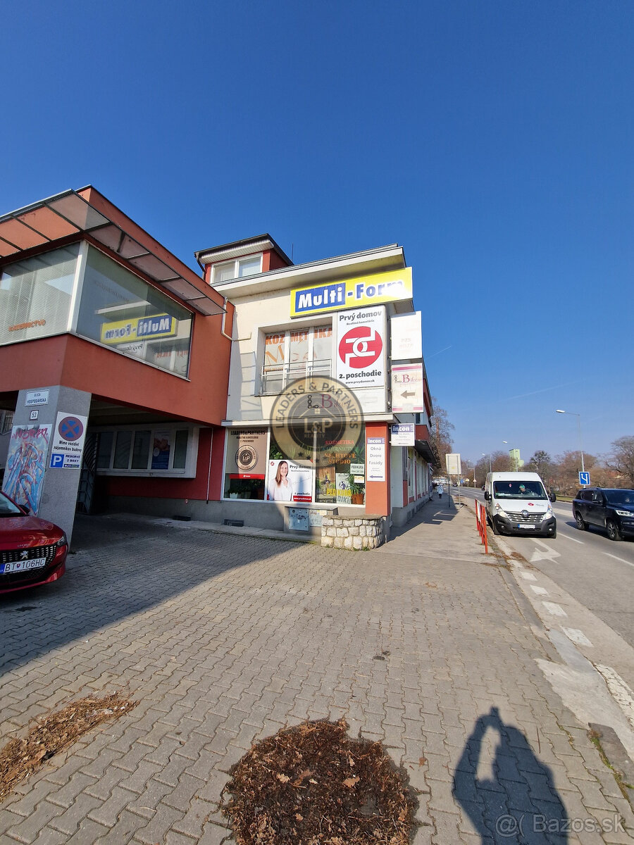 Na prenájom obchodné a kancelárske priestory v Trnave