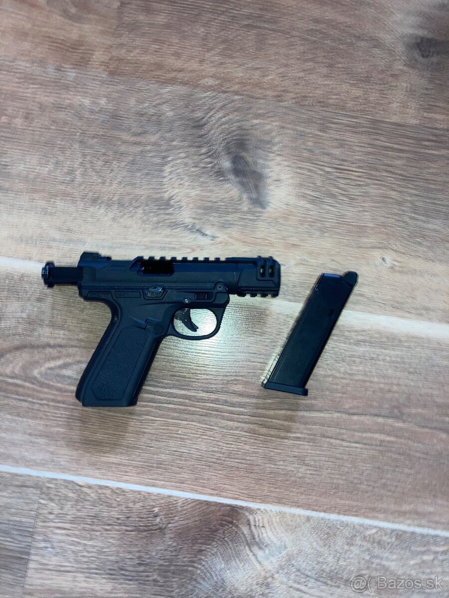Airsoftová zbraň aap-01c shinobi